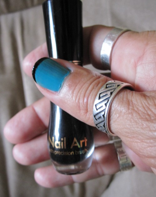 milani nail art with precision brush